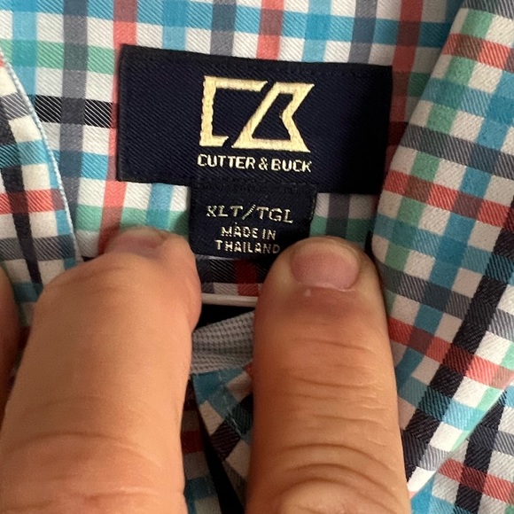 Like new XLT Cutter and Buck long sleeve shirt - Picture 2 of 3